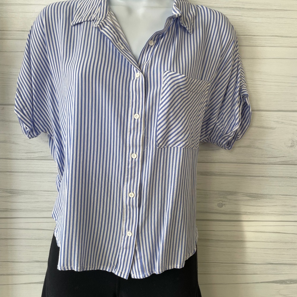 2Sable-Women’s High Low Striped top.